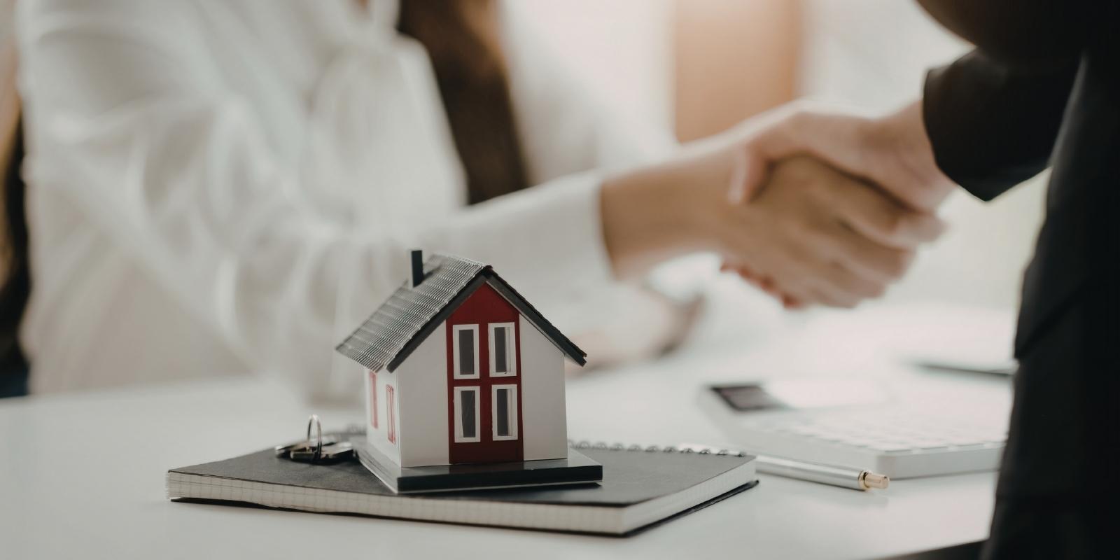 When and Why You Need a Real Estate Lawyer