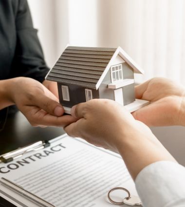 Buying Real Estate in Ontario as a Non-Resident: Legal Checklist