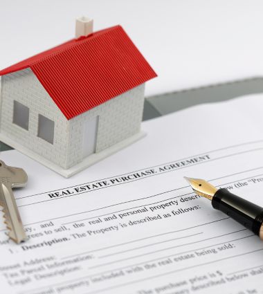 What Is Included in a Purchase & Sale Agreement in Ontario? A Lawyer’s Guide for Buyers and Sellers